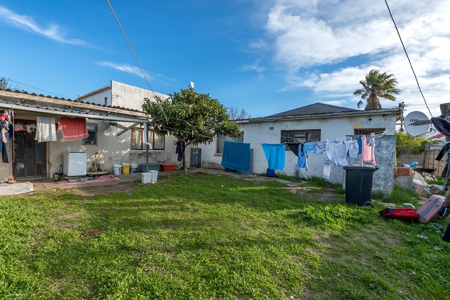 4 Bedroom Property for Sale in Lansdowne Western Cape